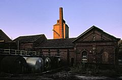 Bild: Kohlenbunker in der Abendsonne