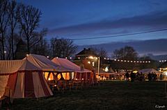 Bild: Zeltlager am Abend