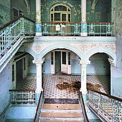 Bild: zentrales Treppenhaus - Sanatorium für Männer A1
