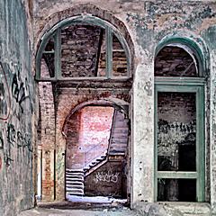 Bild: Ruine des Pavillons "Alpenhaus" / Lungenheilstätte für Frauen B2