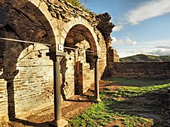 Bild: Burg Are - romanische Burgkapelle