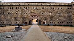 Bild: Festung Ehrenbreitstein - Vorderseite der Kurtine