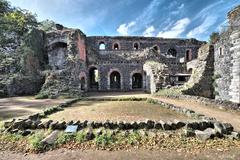 Bild: Kaiserpfalz Kaiserswerth - mittiges Quadrat markiert den Innenraum des früheren Bergfrieds