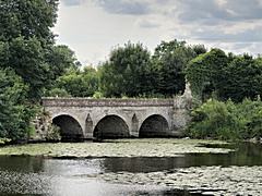 Bild: Burg Kakesbeck - alte Straßenbrücke