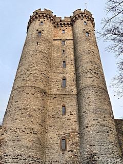 Bild: Kasselburg - Torturm