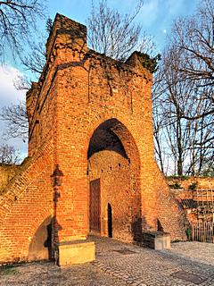 Bild: Burg Linn - Tor zur Vorburg