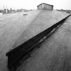 Bild: Auf dem Dach des "Eckigen Rundbaus"