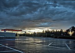 Bild: Unwetterwolken auf der Rückfahrt - Hornay