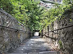Bild: Einige der 408 Stufen des Pass Sainte-Foy