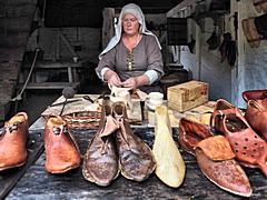 Bild: Sundkøbing-Nokken - Schuhmacherin und Auslage